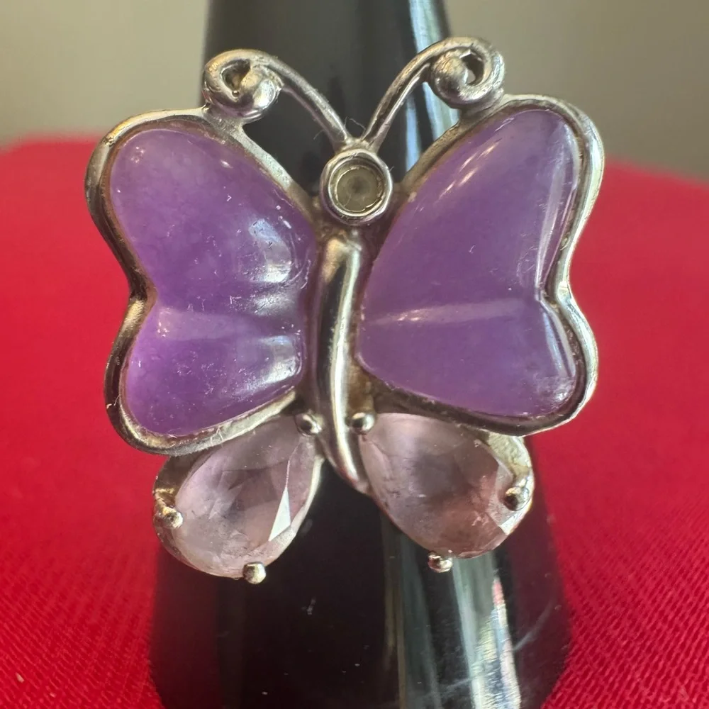 Victoria Wieck Retired Butterfly Ring Host Pick 🥳 - Picture 3 of 9